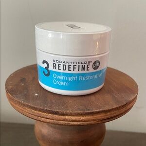 Rodan + Fields REDEFINE Overnight Restorative Cream - White and Blue